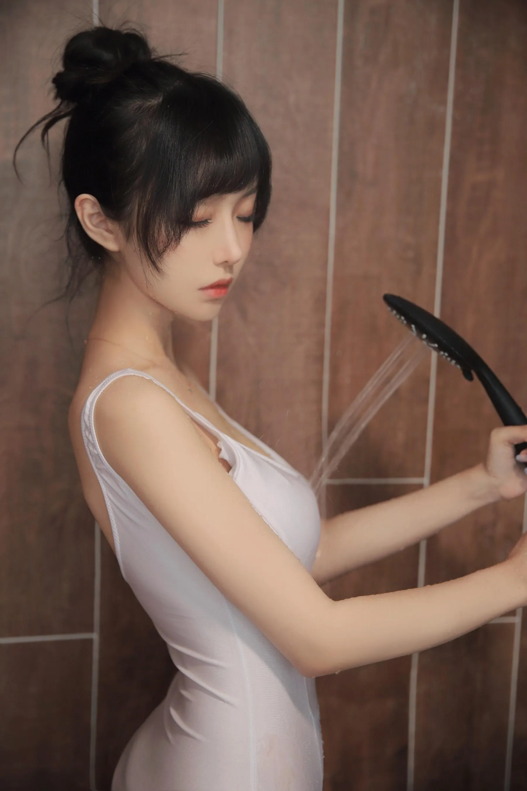 Shika小鹿鹿 – NO.81 半透浴室 [23P]插图5